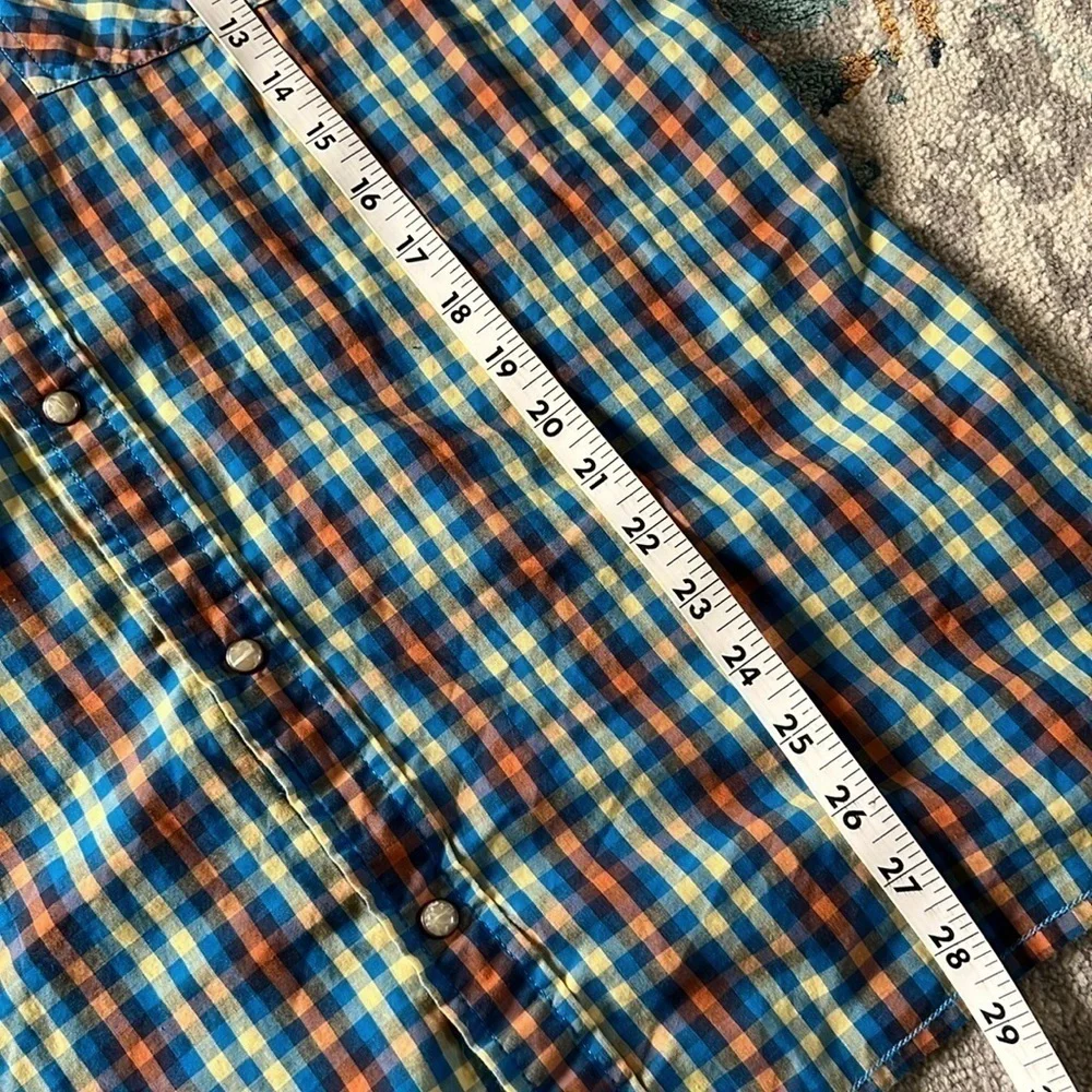 The North Face Men’s Pearl Button Western Style Outdoor Button Up Size Large